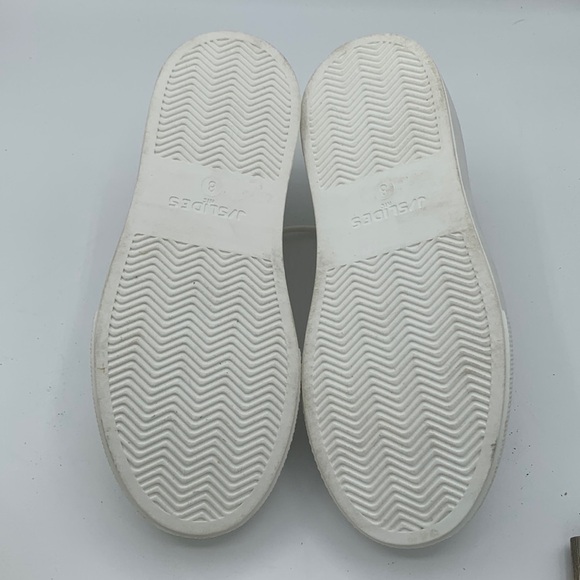 J/SLIDES Sneakers Size 8, White, VERY good condition - Picture 5 of 5